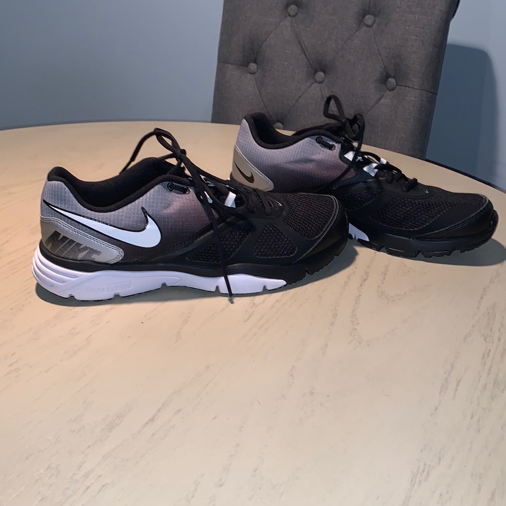 Men’s Nike size 10.5